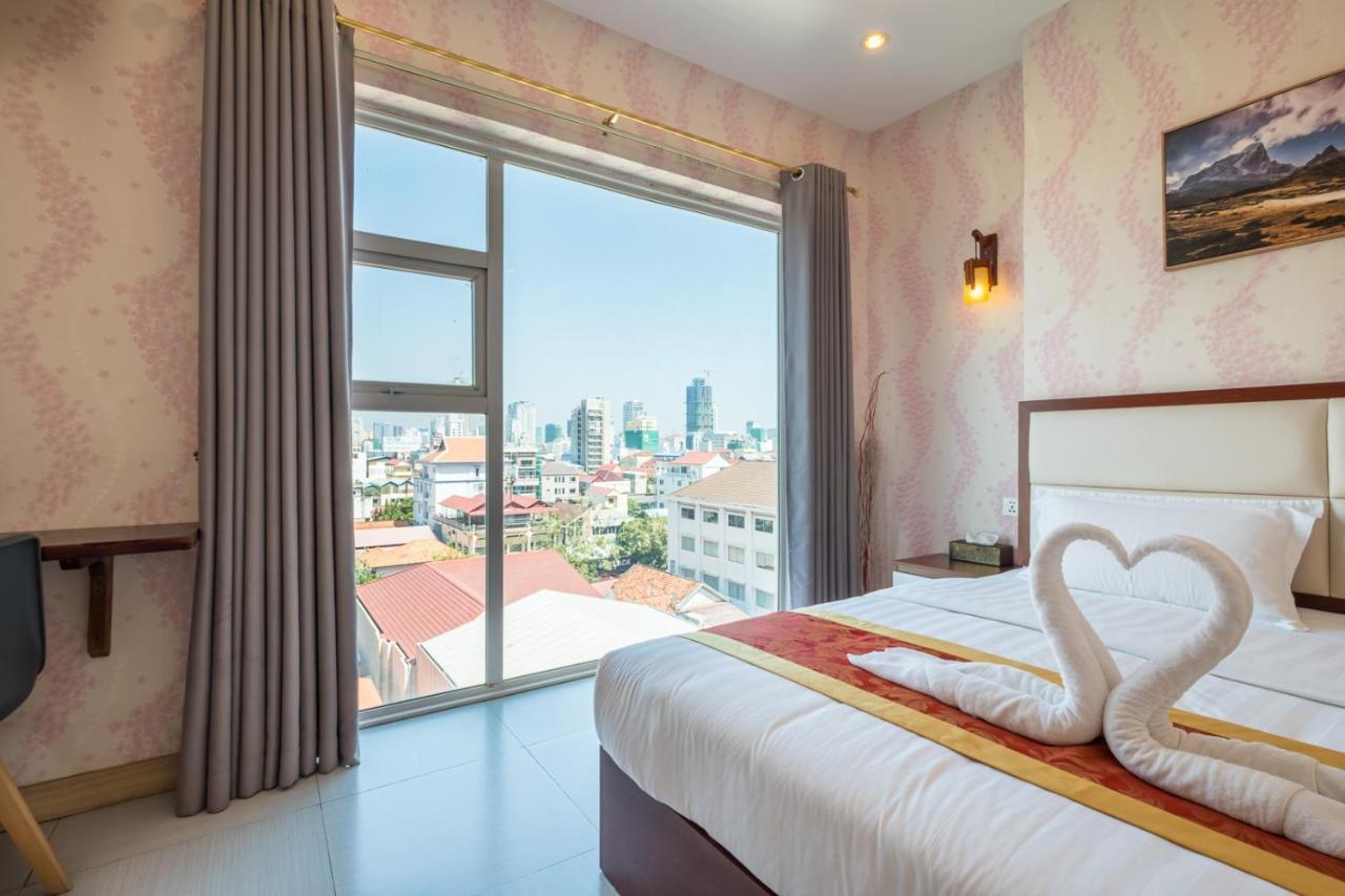 Colina Sky Hotel Phnom Penh Exterior foto